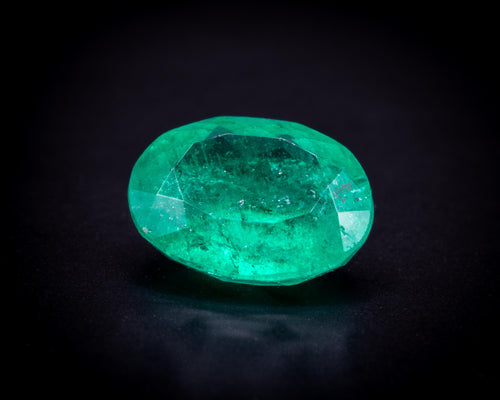 Unbehandelter kolumbianischer Smaragd ohne Öl, 0.95 ct, oval