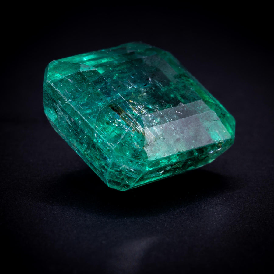 2.51 ct Zambian emerald, emerald cut, loose
