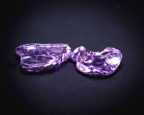 Unerhitztes lavendelviolettes Ceylon-Saphirpaar, 3.08 ct, trommelpoliert