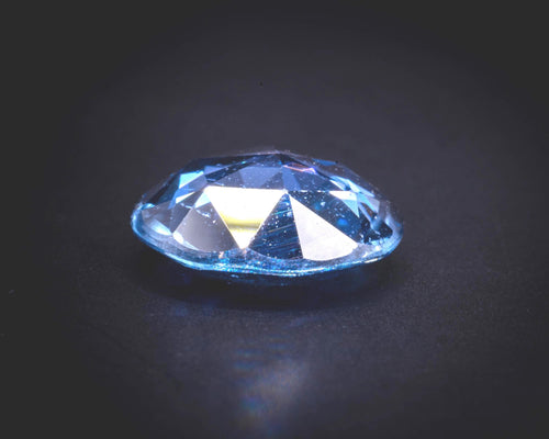 Hellblauer Ceylon-Saphir im Rosenschliff, 1930er-Jahre, 7 mm