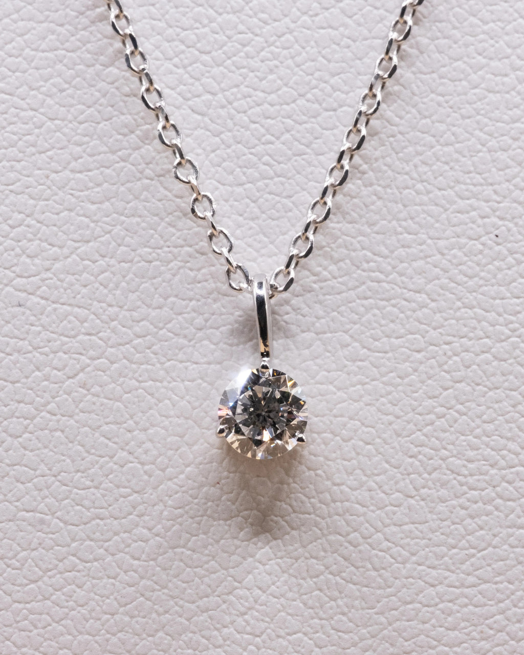 White rhodium plated 0.50 ct lab-grown diamond pendant on a cable chain