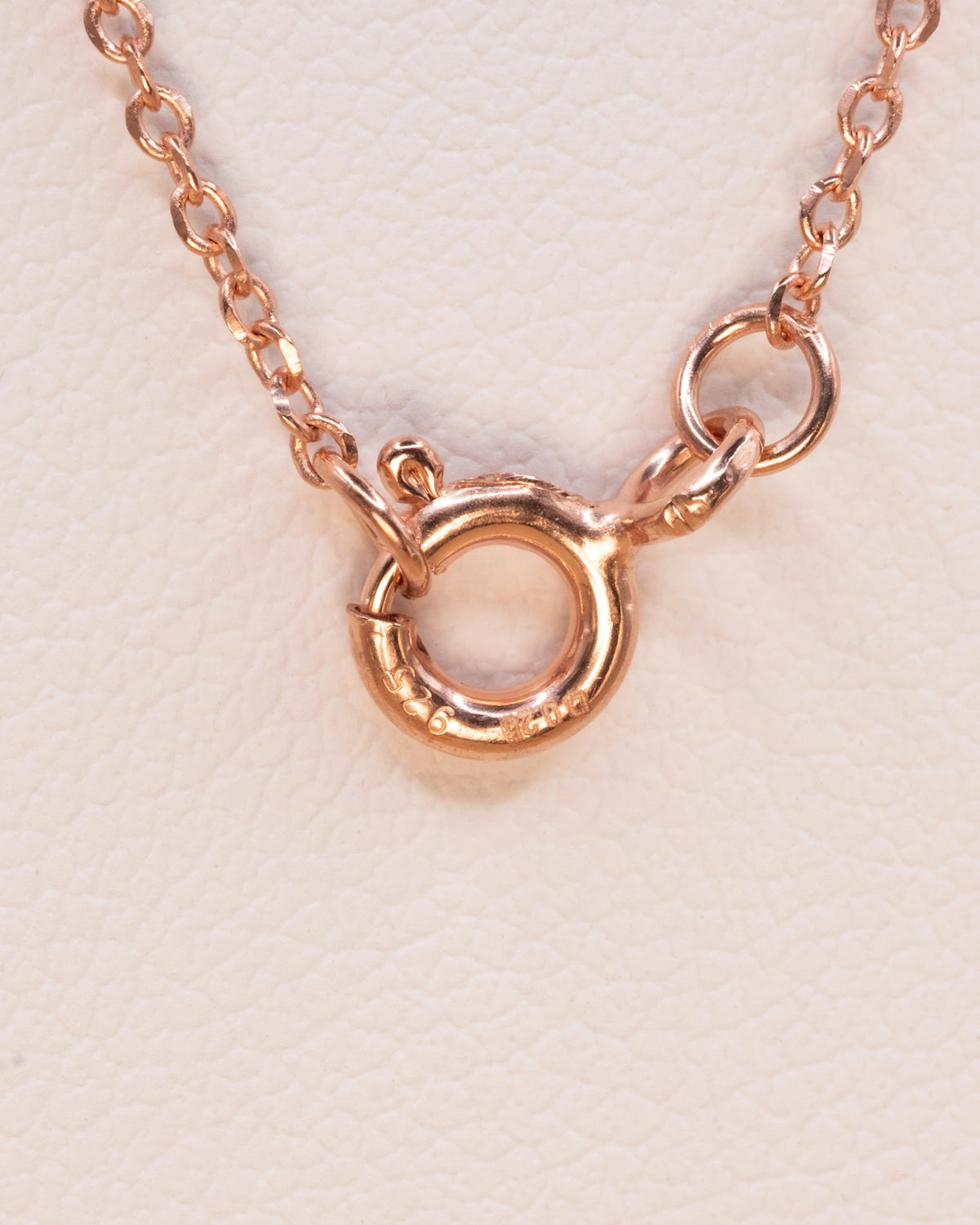 Spring ring clasp on the rose gold plated 925 silver chain