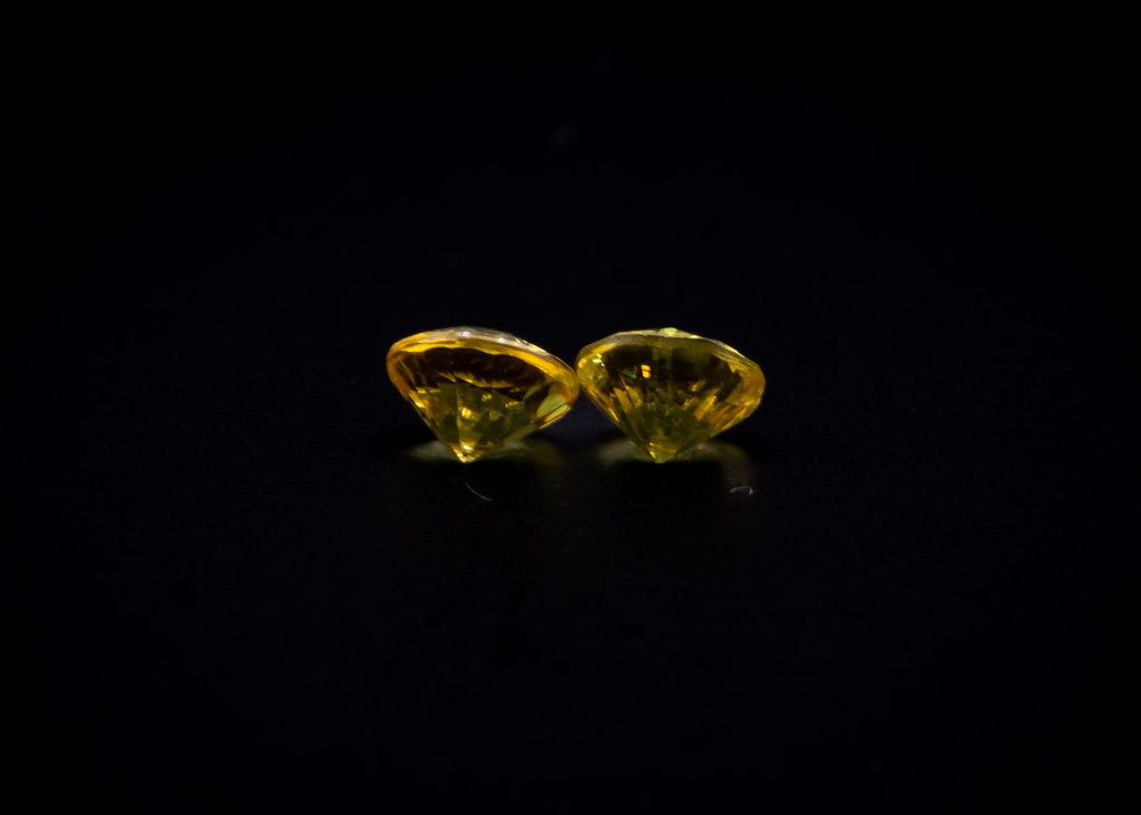 0.65 ct golden yellow sapphire pair, 4 mm rounds, view 7