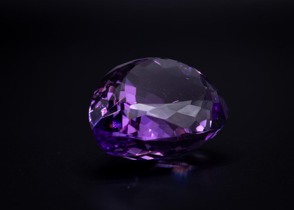 Tiefvioletter Amethyst, 22.14 ct, Tropfenschliff, lose, Ansicht 4