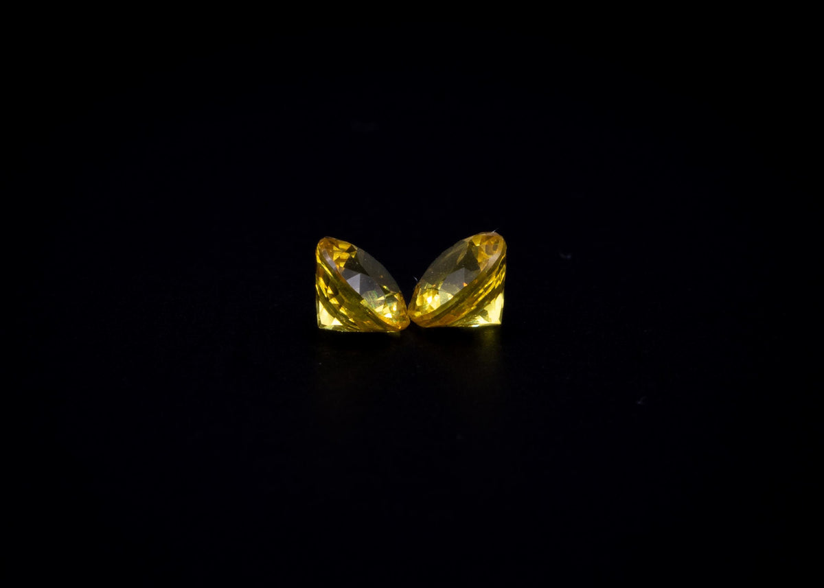 0.68 ct yellow sapphire matched pair, 4 mm rounds, view 6