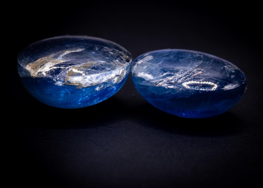 Blausaphir-Cabochon-Paar aus Madagaskar, 5.93 ct, oval, Ansicht 6
