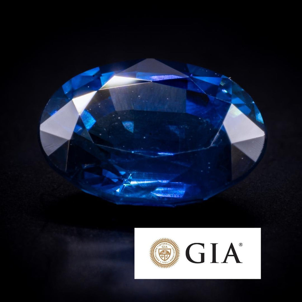 Zaffiro ovale blu reale 1.65 ct certificato GIA, sciolto