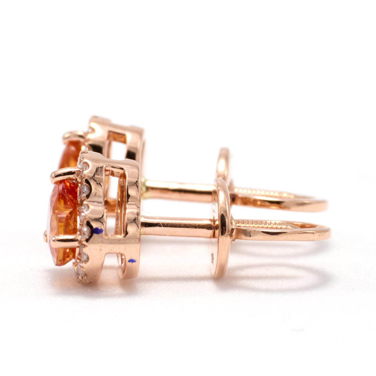 Puces d'oreilles cœur halo saphir orange et diamants en or 18K, vue 11