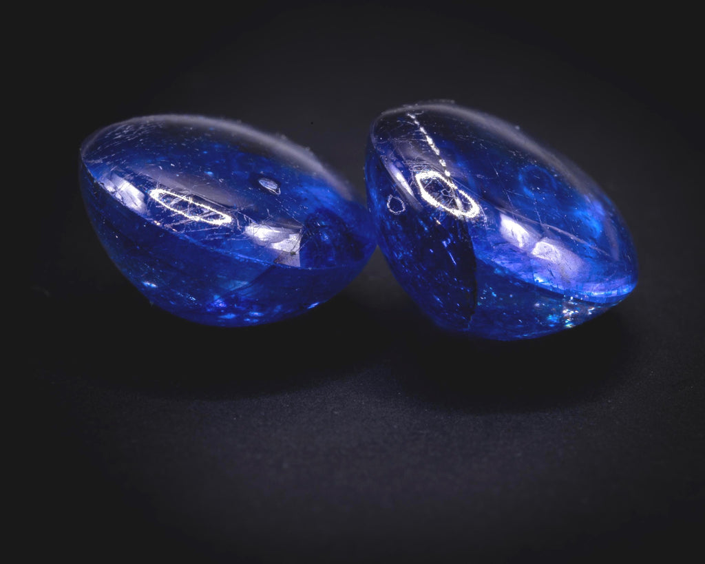 Bleiglasgefülltes blaues Saphir-Cabochon-Paar, 7.90 ct, 9x7 mm oval, Ansicht 6