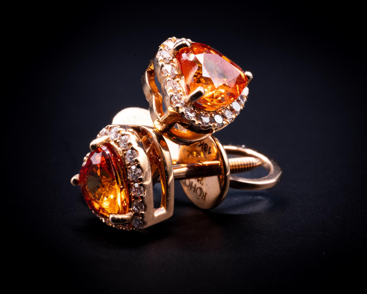 Puces d'oreilles cœur halo saphir orange et diamants en or 18K, vue 7