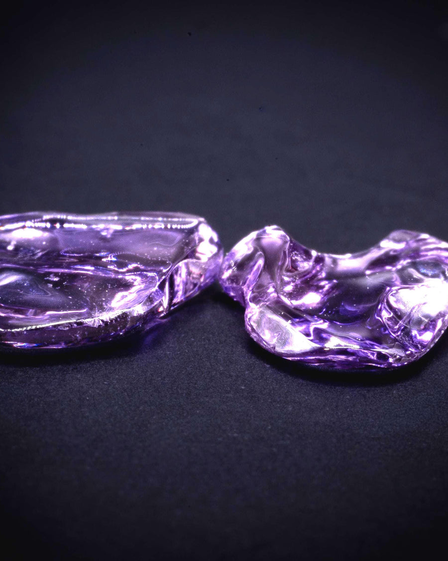 Pair of unheated natural Ceylon purple sapphires, 3.08 ct, tumbled flat shapes in lavender-violet