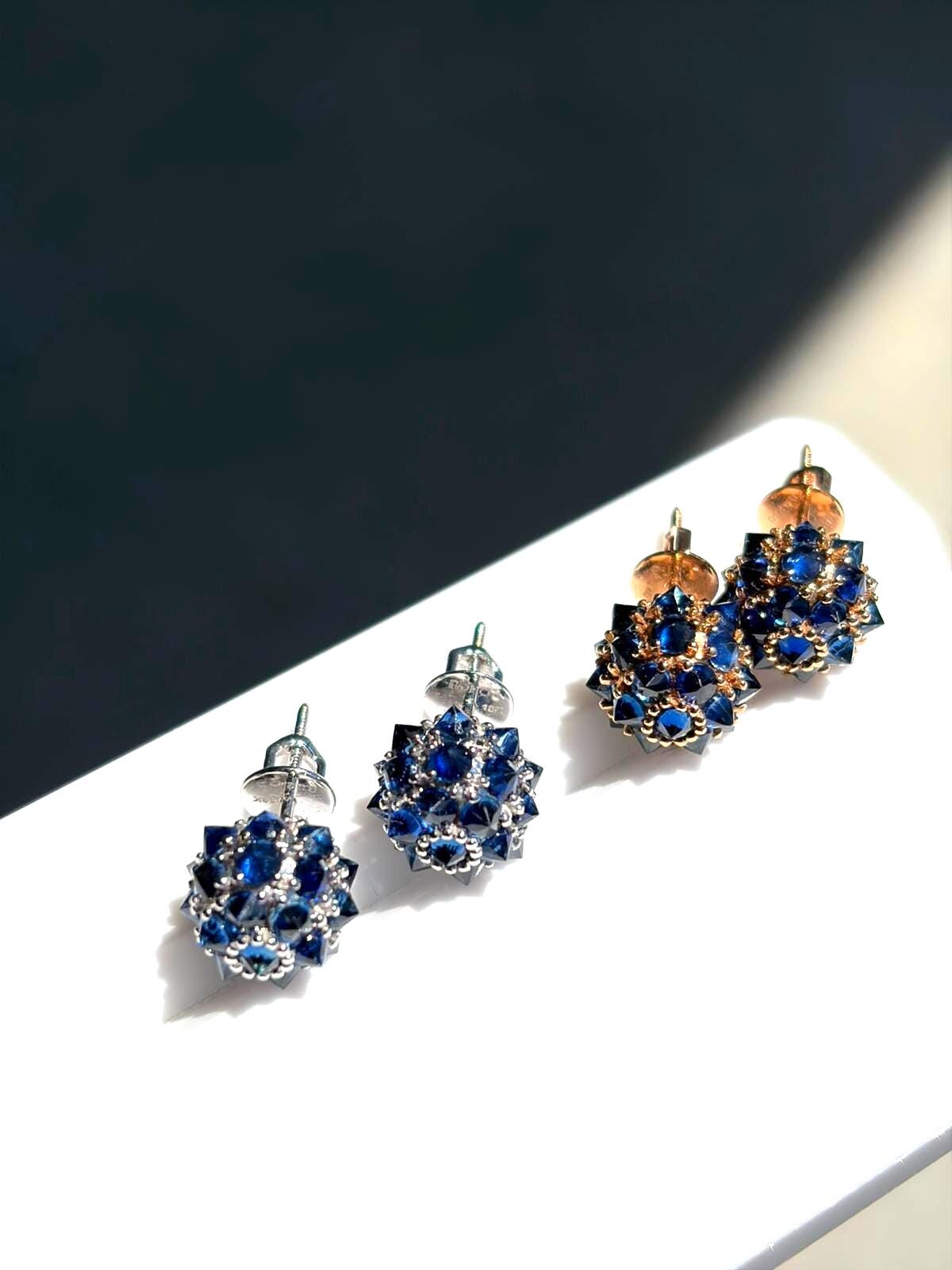 Blue sapphire spike ball stud earrings in 18K gold, view 12