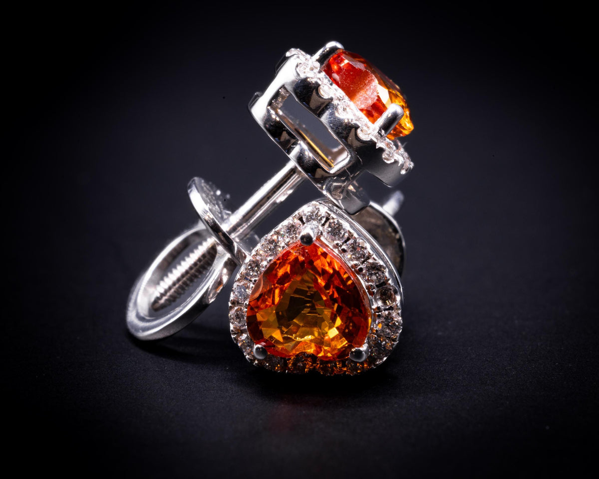 Puces d'oreilles cœur halo saphir orange et diamants en or 18K, vue 13