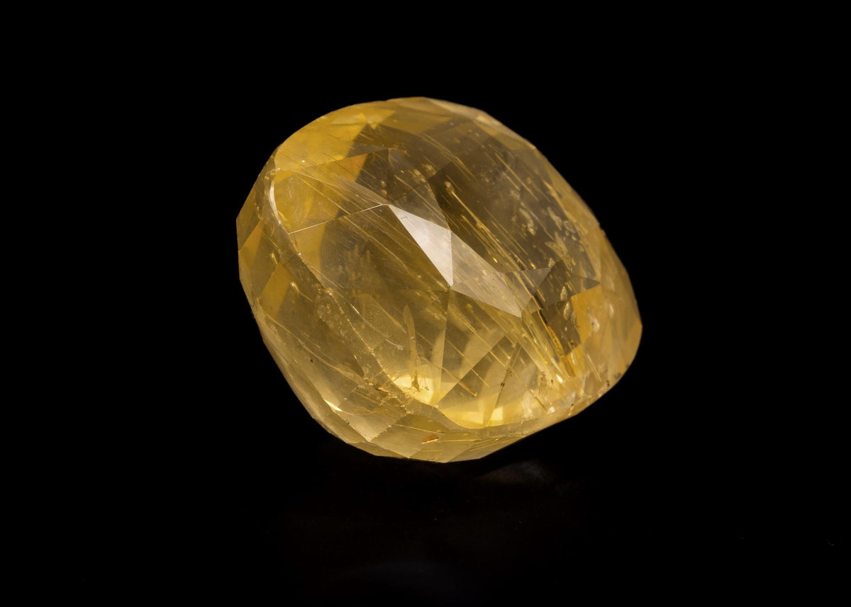 30.47 ct antique unheated Ceylon yellow sapphire, cushion, view 8