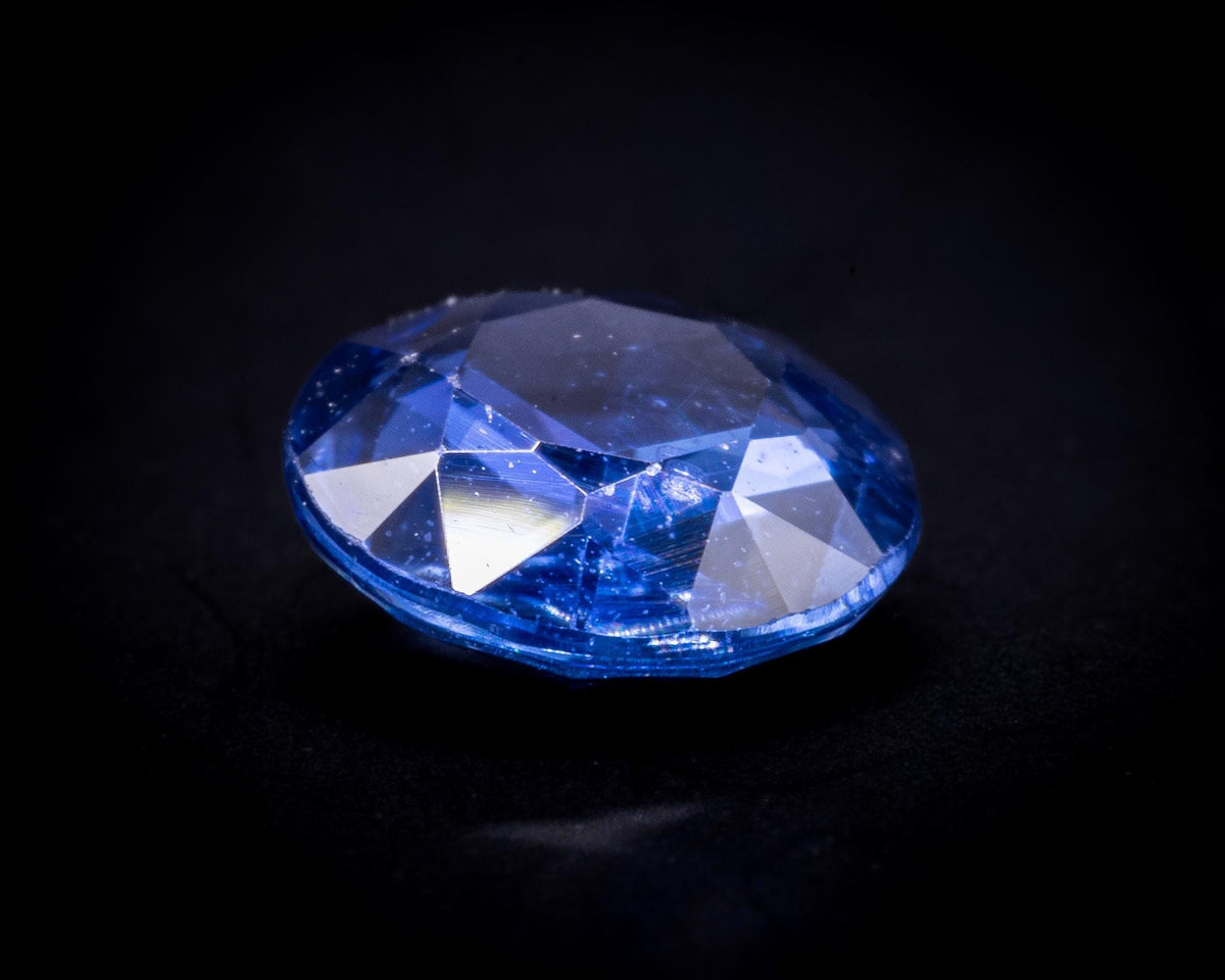 Vintage 1930s rose cut light blue Ceylon sapphire, 0.83 ct, view 5