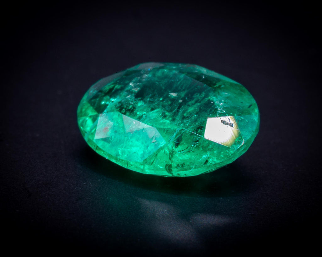 1.82 ct 무처리 노 오일 콜롬비아 에메랄드, 오벌, 보기 4
