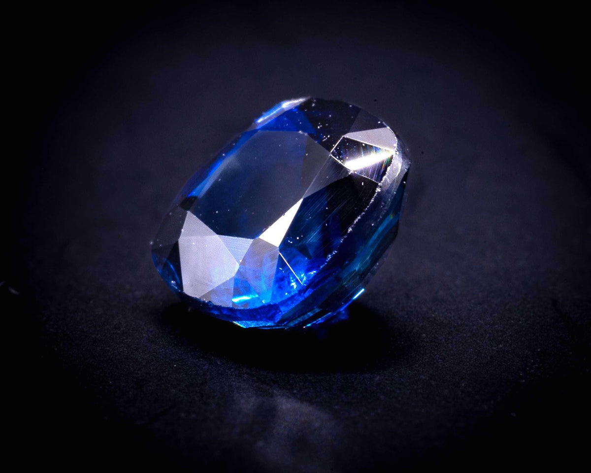 1.06 ct square cushion royal blue sapphire, loose, view 4