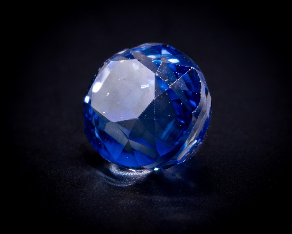 AGL certified 1.09 ct cornflower blue Ceylon sapphire, oval, view 4