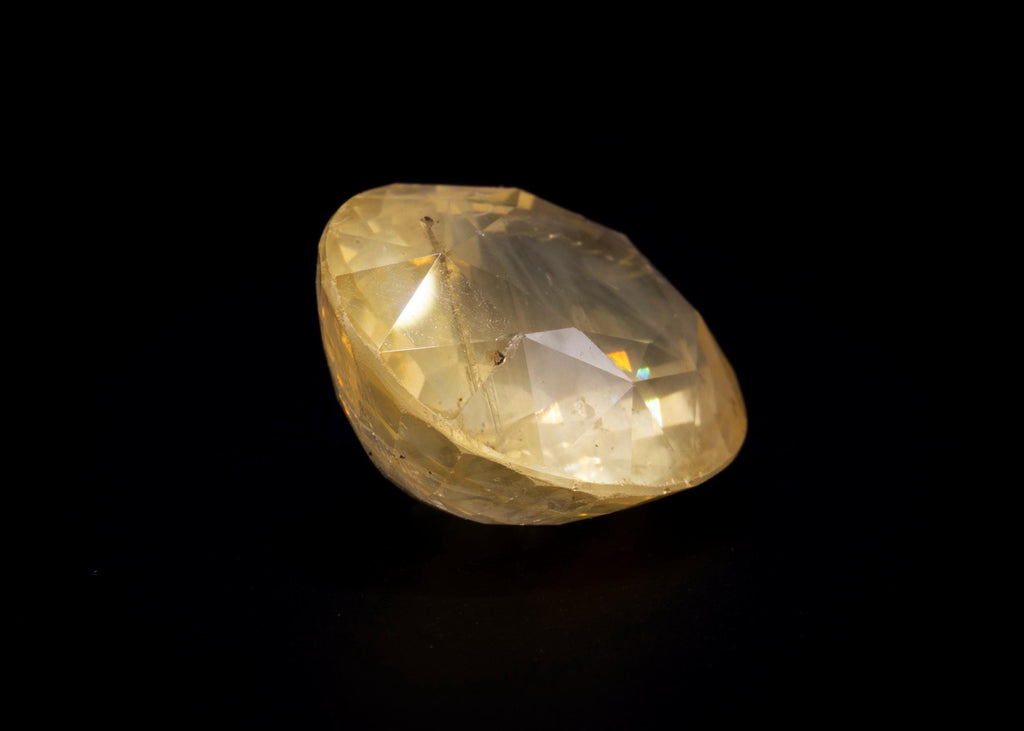 Zafiro amarillo de Ceilán antiguo sin calentar de 17.60 ct, oval, vista 4