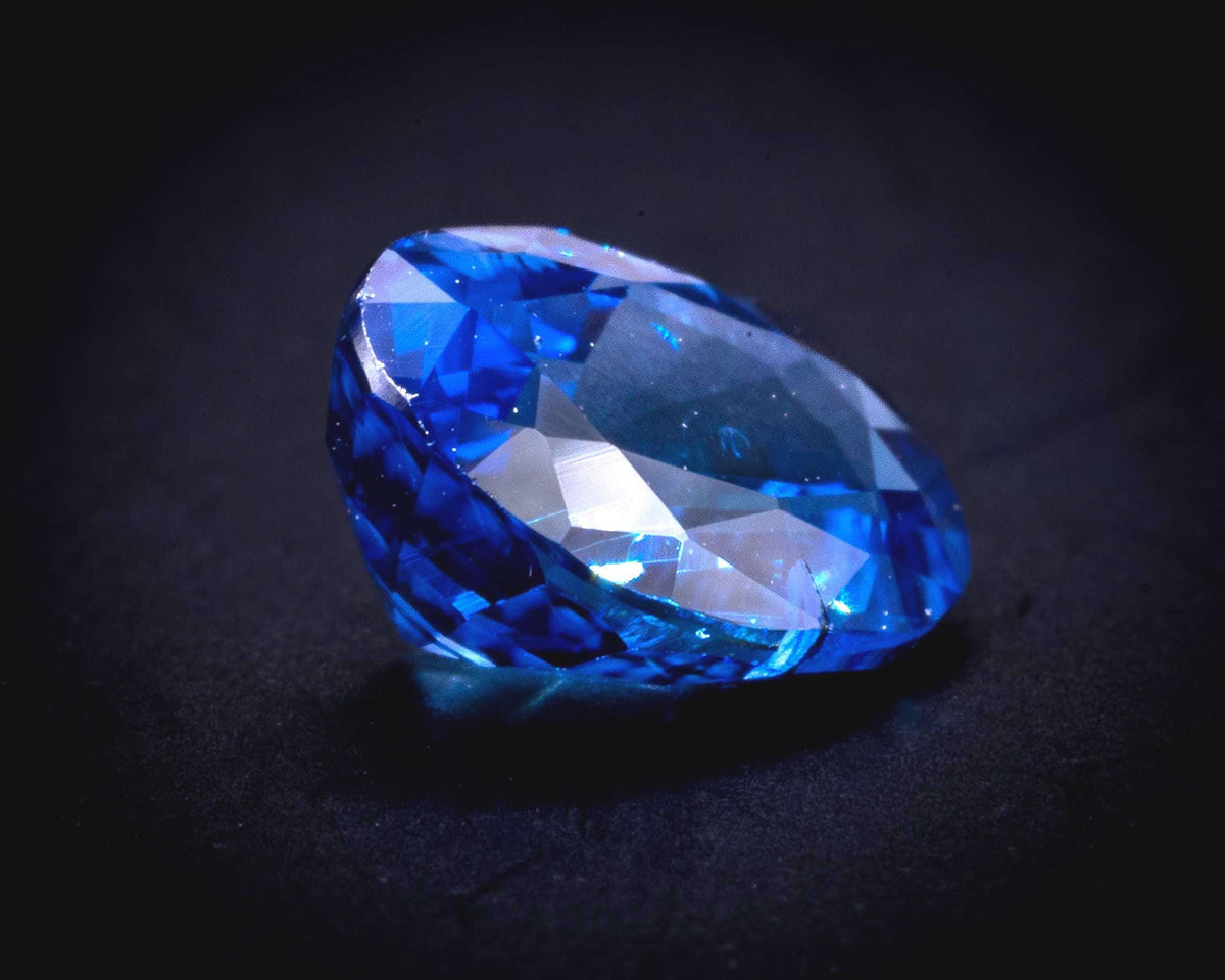 Zaffiro di Ceylon blu reale da 1.07 ct certificato AGL, ovale, vista 8