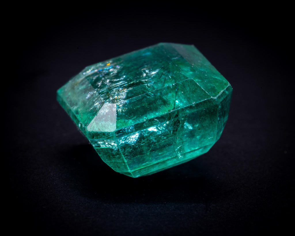 2.51 ct Zambian emerald, emerald cut, loose, view 5