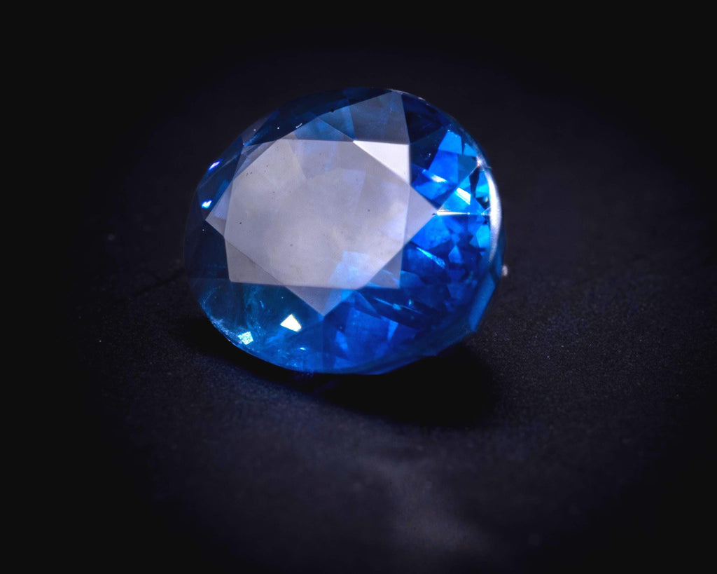 Zaffiro ovale blu reale 1.65 ct certificato GIA, sciolto, vista 6