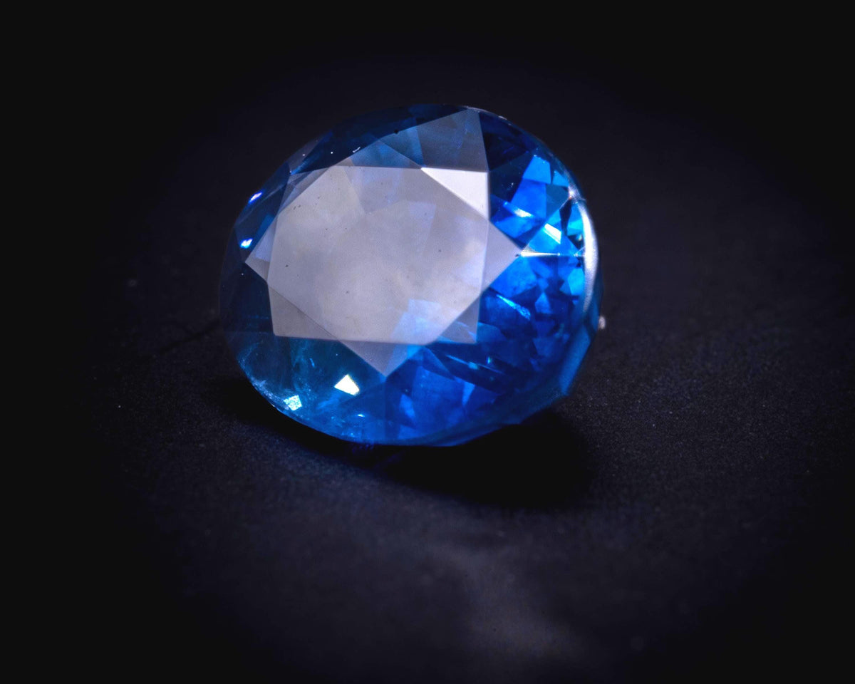 GIA certified 1.65 ct royal blue oval sapphire, loose, view 6