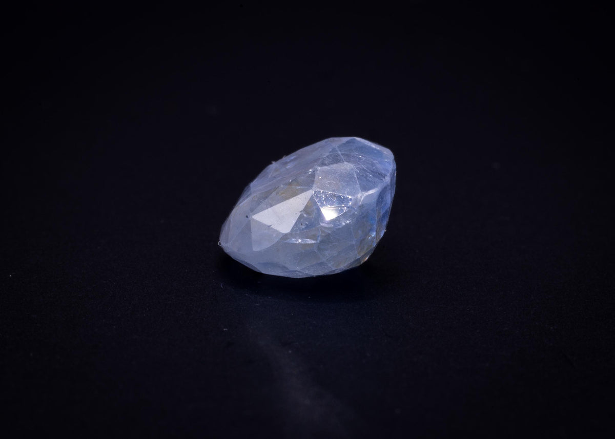 4.03 ct unheated light blue Ceylon sapphire, oval, view 5