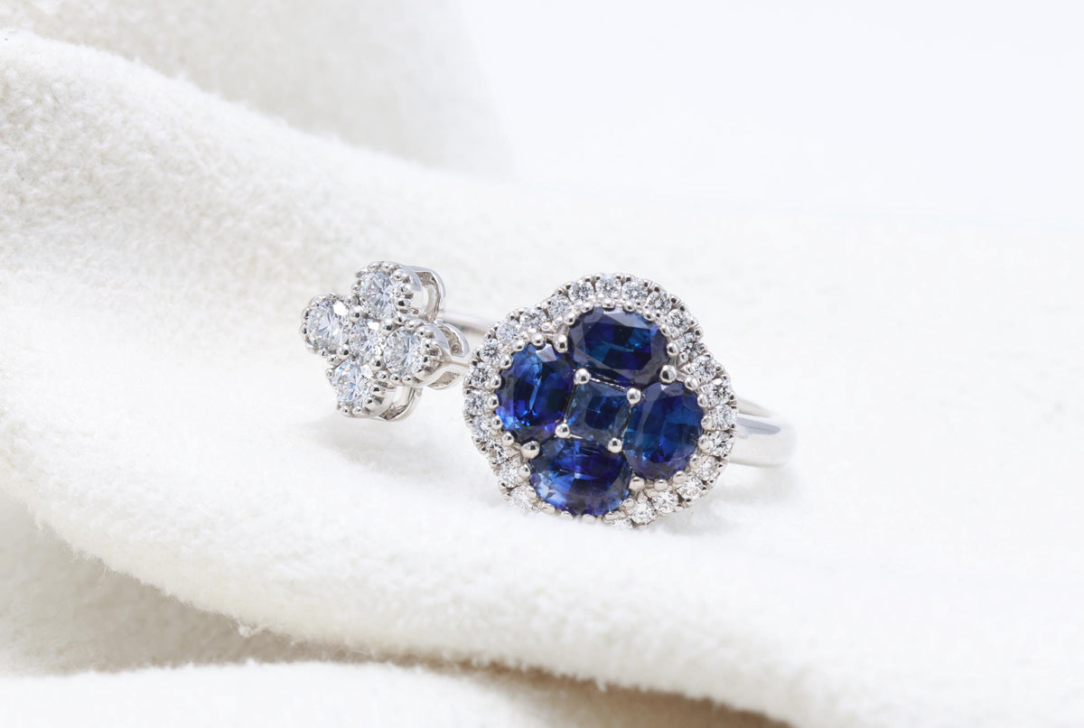 Blue Sapphire Clover Toi et Moi Ring with Diamonds, 18K White Gold