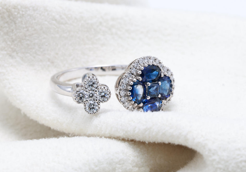 Sapphire or Ruby Clover Toi et Moi Ring with Diamonds, 18K Gold