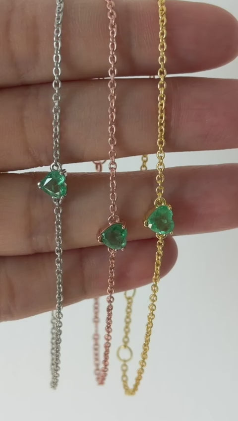 Natural emerald heart bracelet, view 3