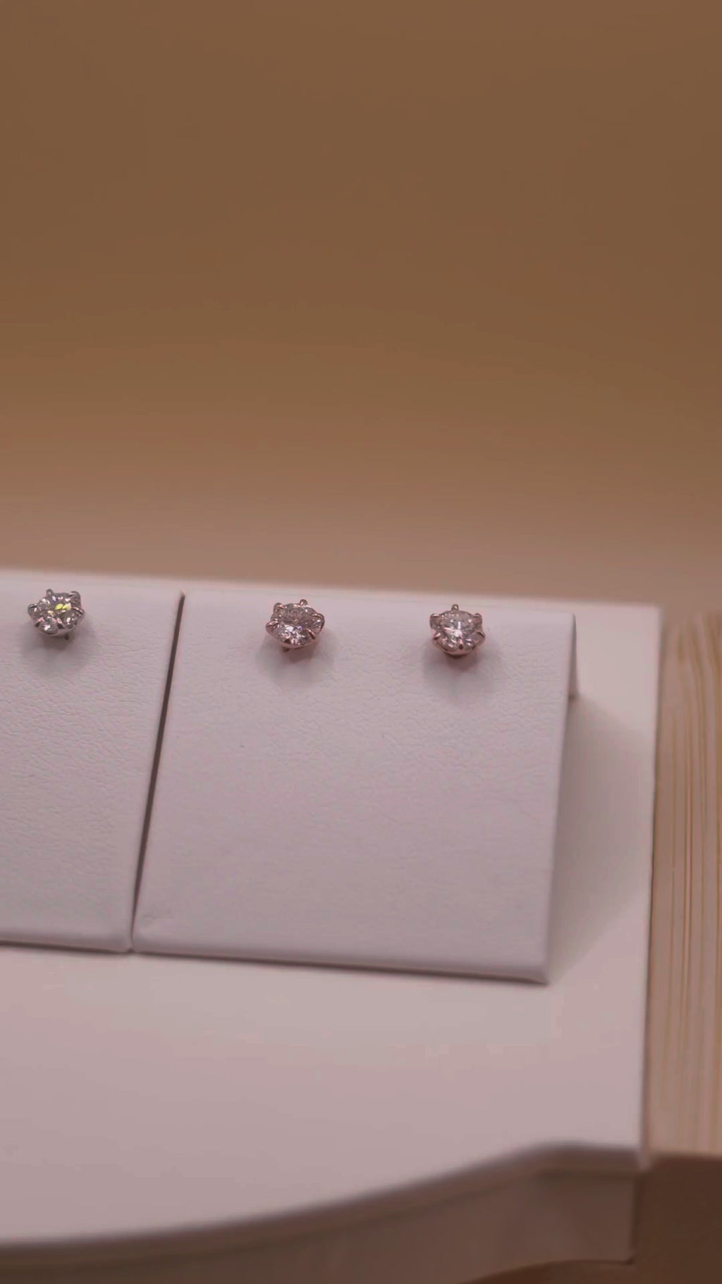 Video: lab-grown diamond studs in all three finishes