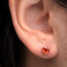 fiery_orange_heart_sapphire_earrings_white_02(1) fiery_orange_heart_sapphire_earrings_white