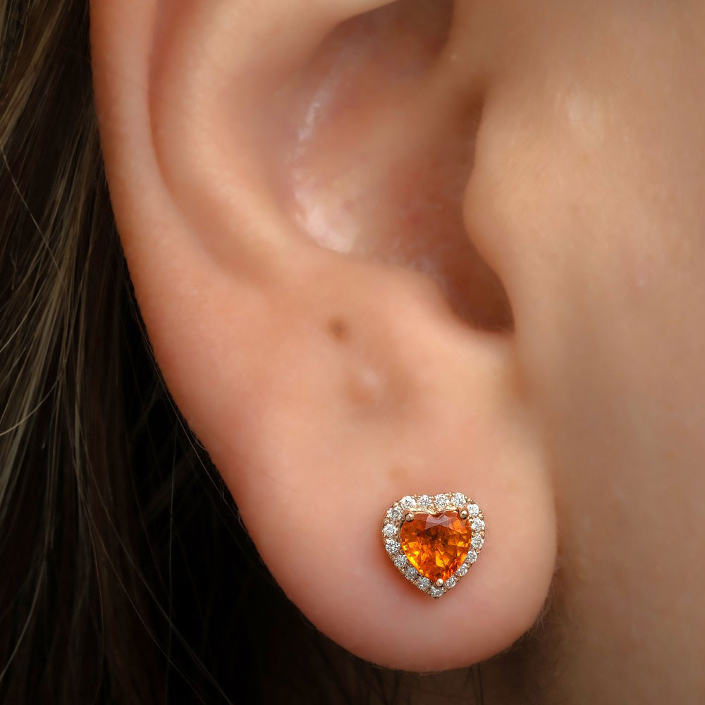 gleaming_yellow_sapphire_diamond_stud_earrings_yellow_02 gleaming_yellow_sapphire_diamond_stud_earrings_yellow