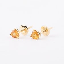 heart-yellow-sapphire-stud-earrings_yellow_01 heart-yellow-sapphire-stud-earrings_yellow