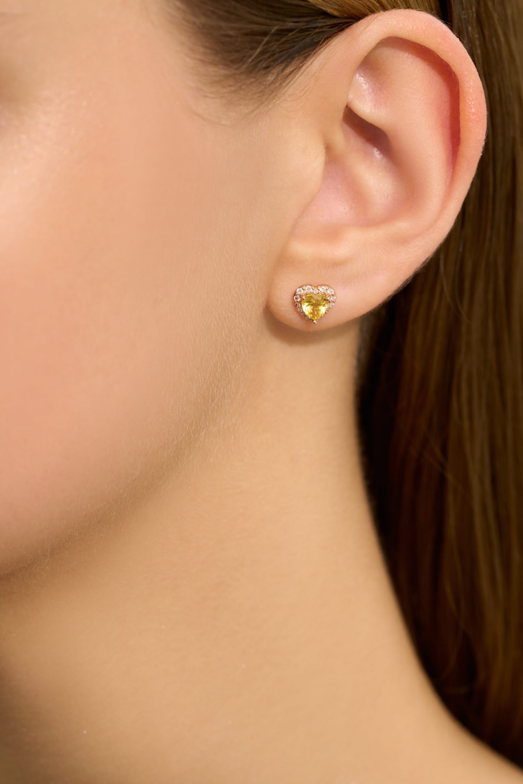 in_love_yellow_sapphire_diamond_stud_earrings_yellow_04 in_love_yellow_sapphire_diamond_stud_earrings_yellow