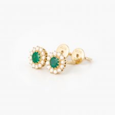 pure_emerald_stud_earrings_with_halo_diamonds