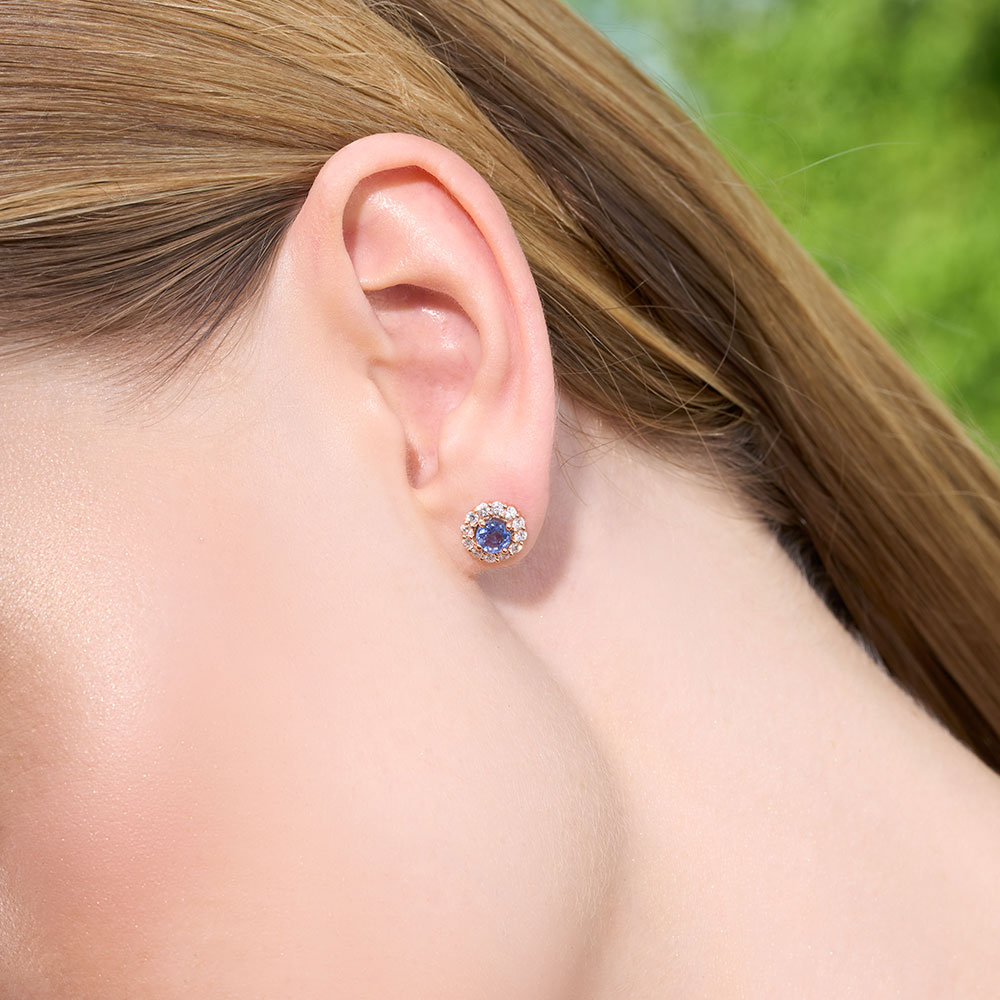 spendid-sapphire-diamond-stud-earrings_yellow_04 spendid-sapphire-diamond-stud-earrings_yellow