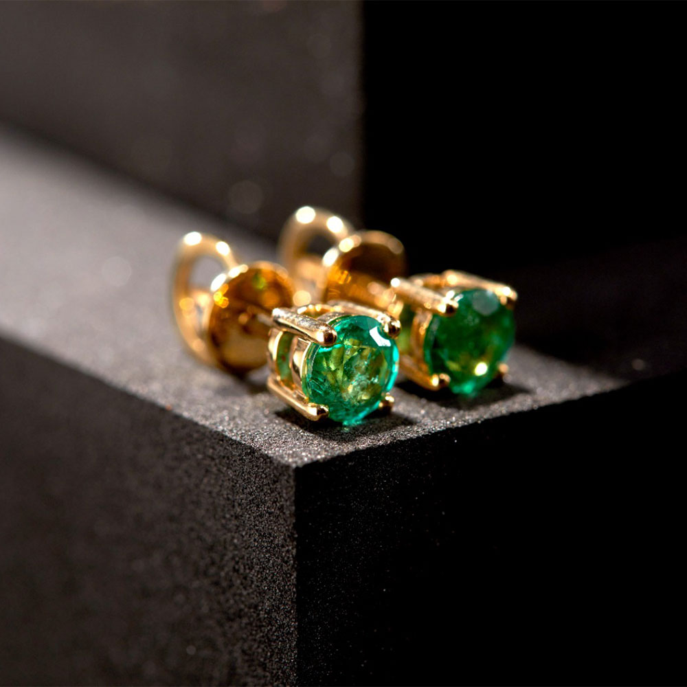 zambian_emerald_stud_earrings_05 zambian_emerald_stud_earrings