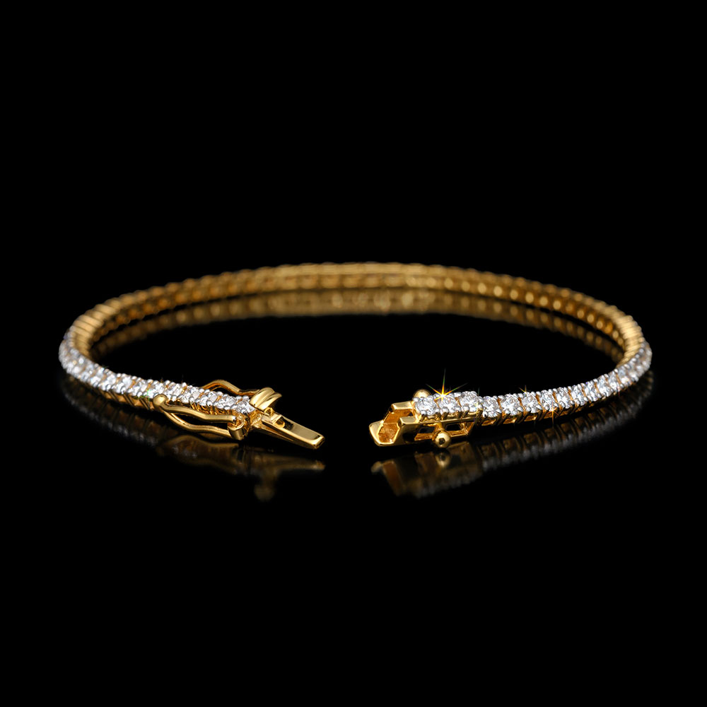 Gold_Diamond_Bracelet_on_Black_High_Res Gold_Diamond_Bracelet_on_Black
