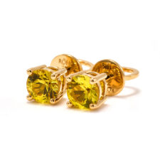 dazzling_yellow_sapphire_stud_earrings