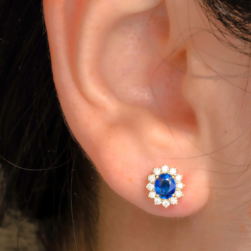 excuisite_blue_sapphire_earrings_with_halo_diamonds_white