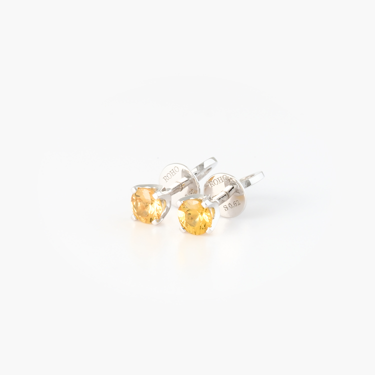 YS4_WG_8 18k Gold Yellow Sapphire Stud Earrings