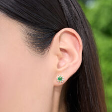 floral_emerald_diamond_stud_earrings
